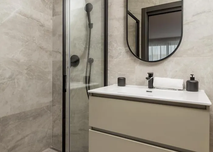 Апартаменти Belinda With Balcony *