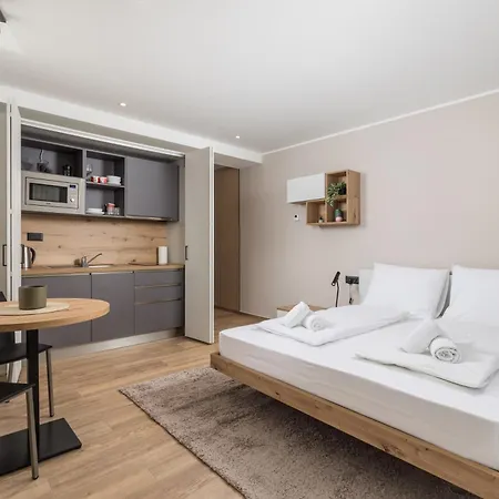 Belinda With Balcony Apartment Opatija