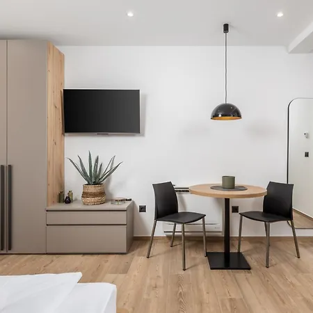 Lägenhet Belinda With Balcony