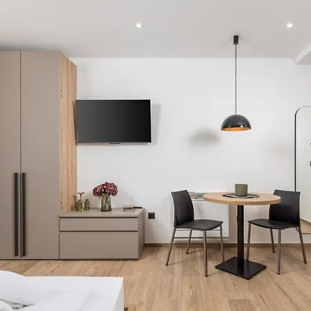 Lägenhet Belinda With Balcony