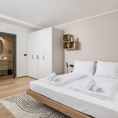 Belinda With Balcony Lägenhet *