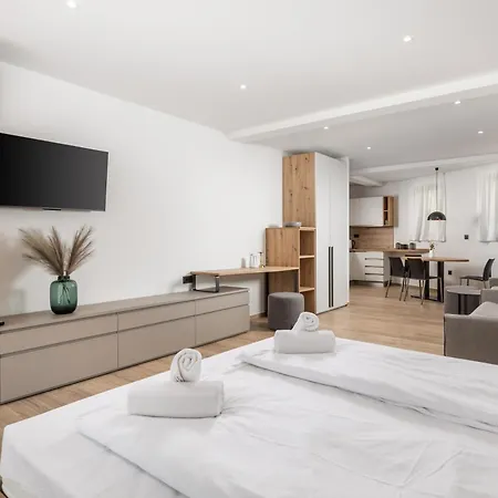 Belinda With Balcony Opatija