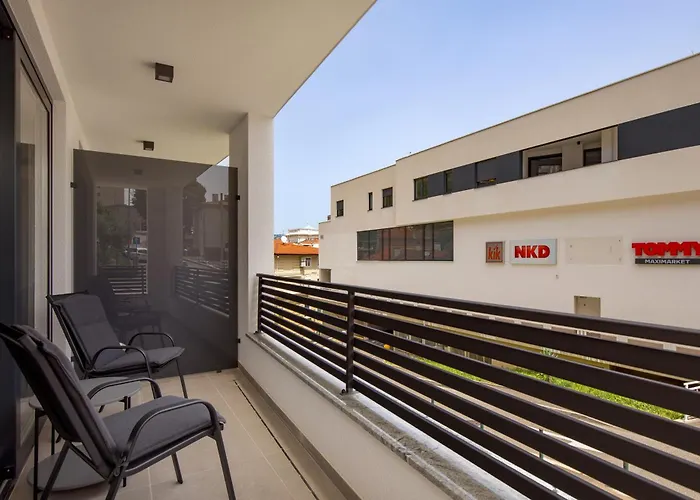 Belinda With Balcony